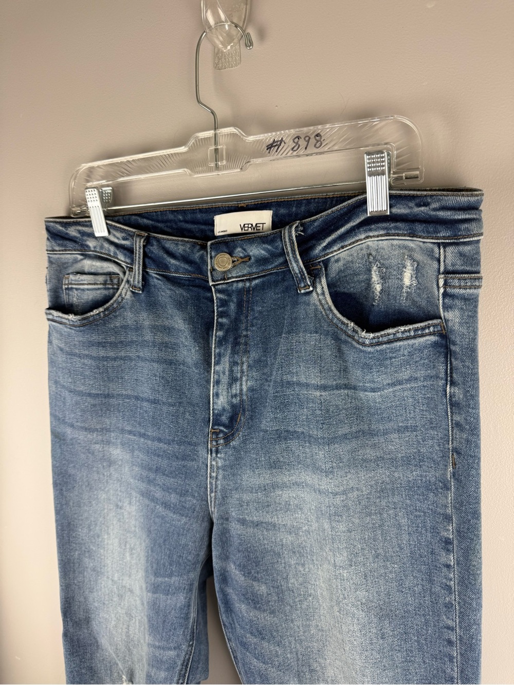 Vervet Women’s Faded Distressed High Rise Raw Hem Boyfriend Jeans SZ 31”